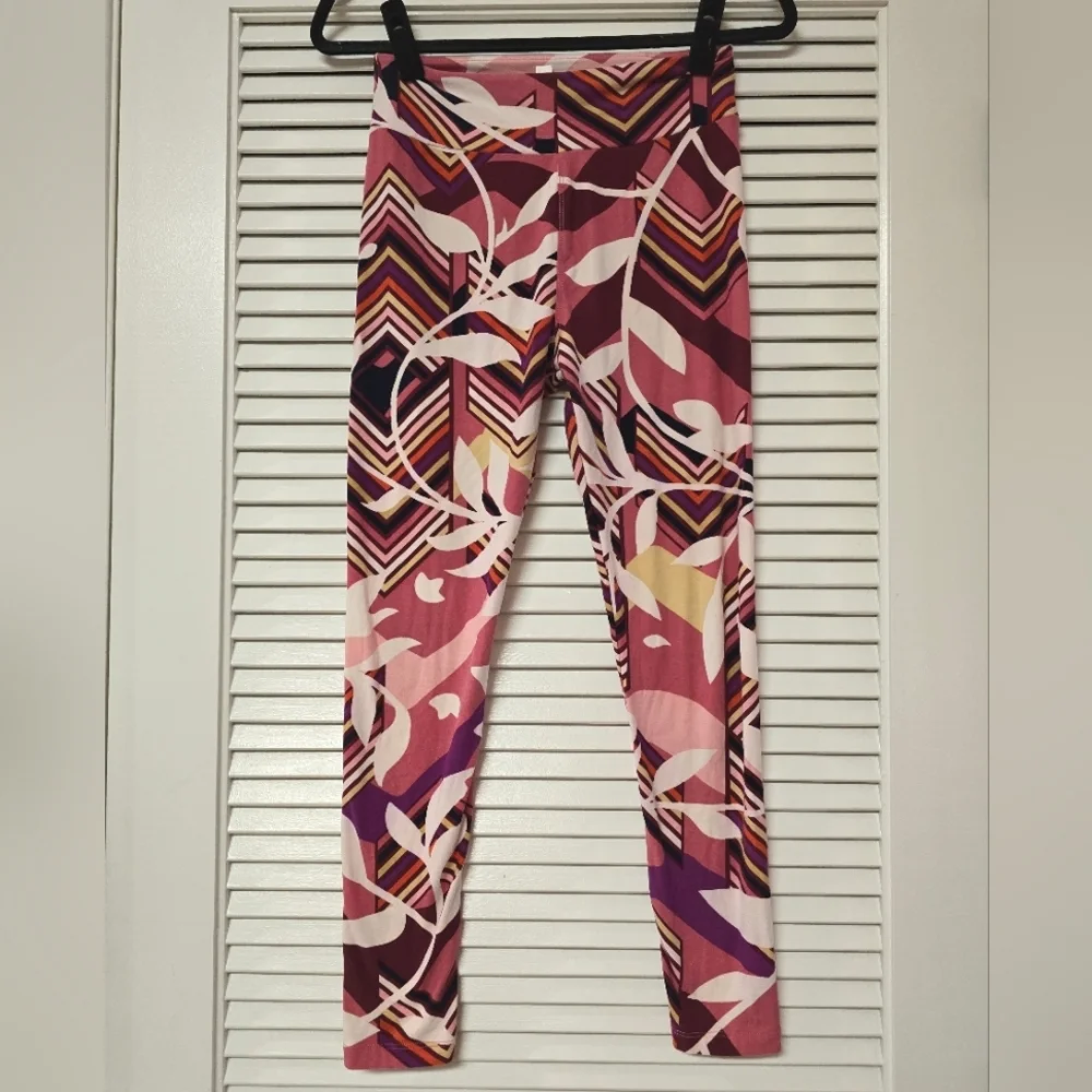 LulaRoe - Floral Geometric Stretch Athletic Activewear Leggings